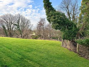 Photo 10- click for photo gallery